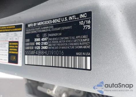 2017 Mercedes-Benz C 300 Luxury/Sport z USA, uszkodzony, nr VIN 55SWF4JB8HU191016